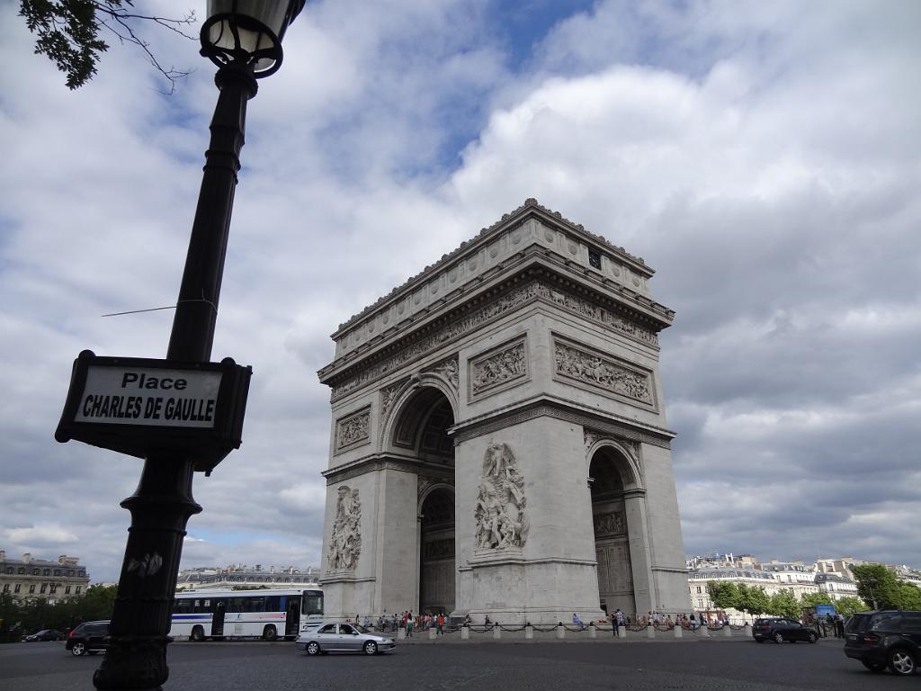 2013_08_Paris_4_Arc_de_Triomphe (3).JPG